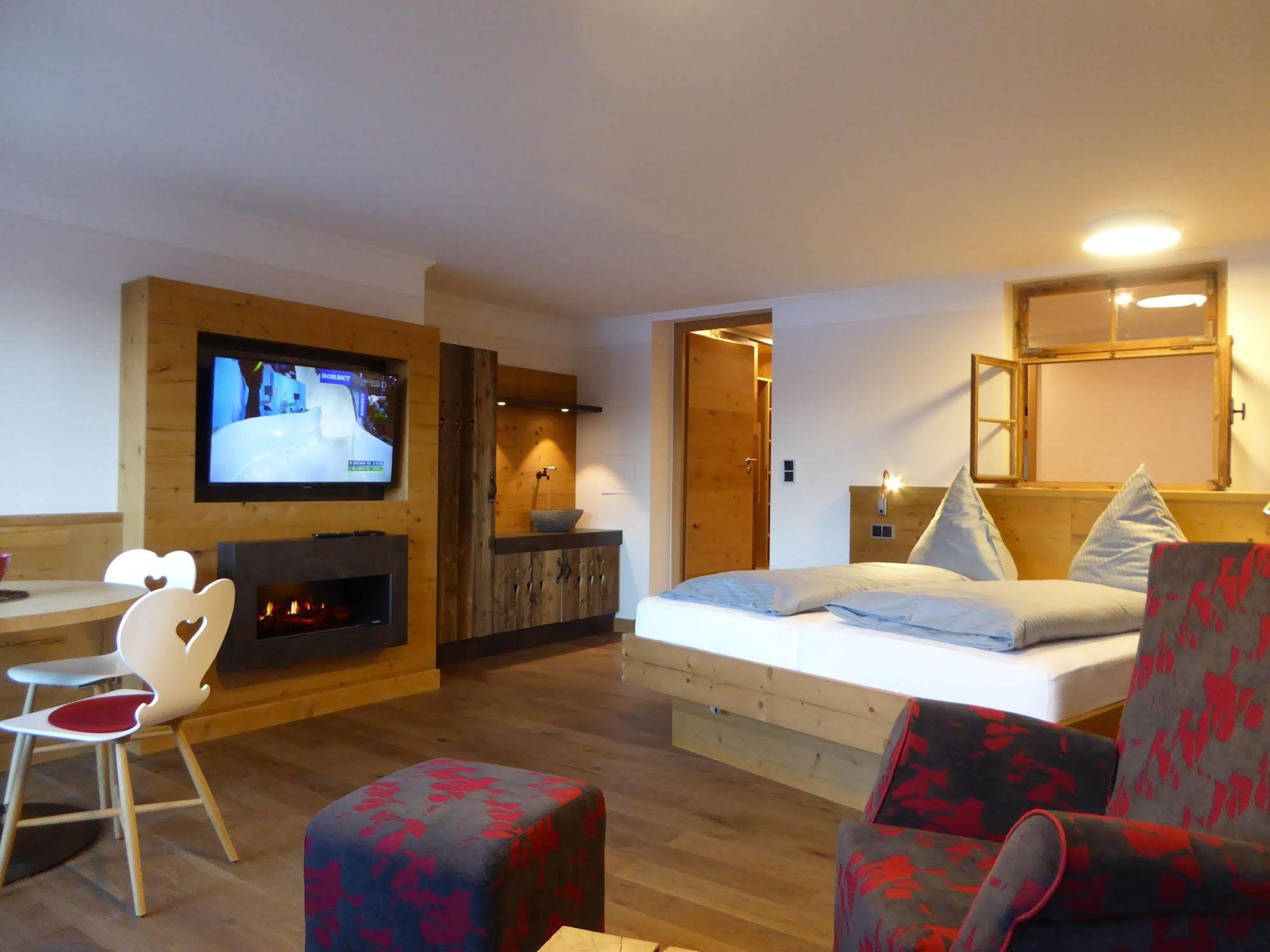 Dreimaederlhaus - Das Vegetarische Boutique Hotel Füssen Exteriér fotografie